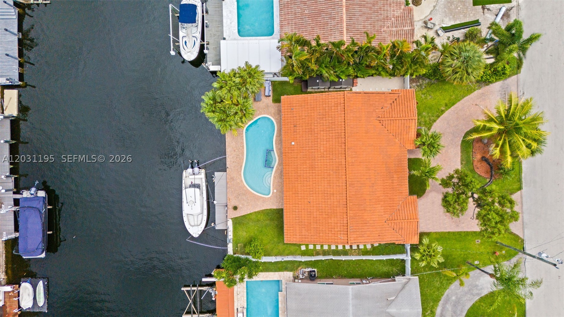 370 SE 12th Ave Pompano Beach, FL 33060