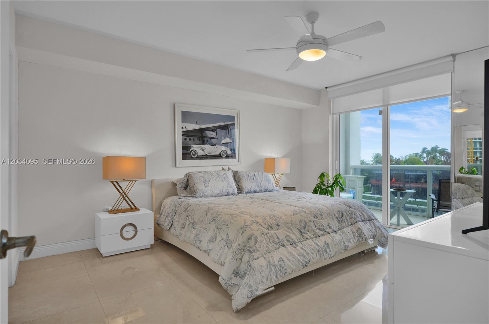 image Harbour House13