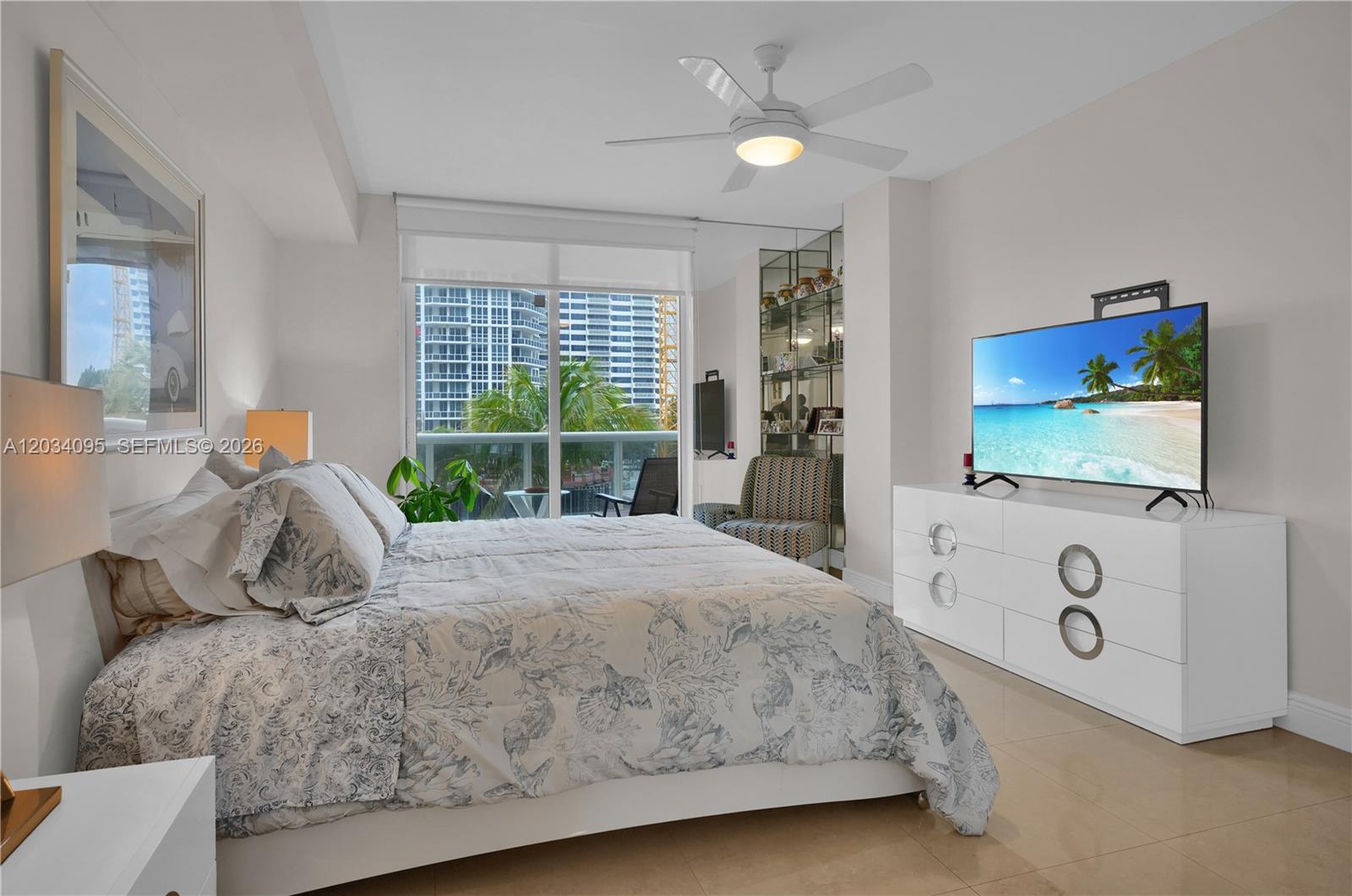 image Harbour House15