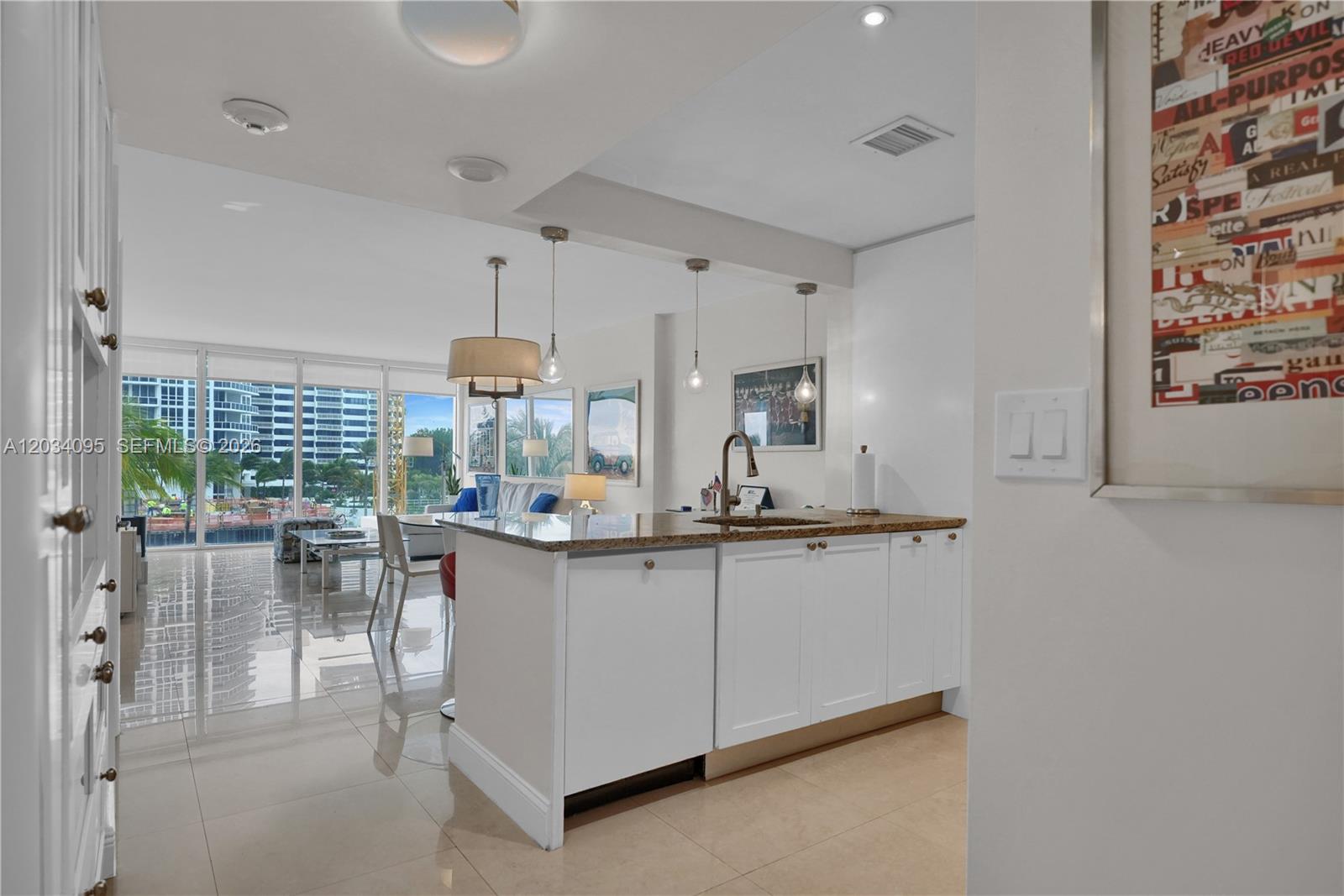 image Harbour House8