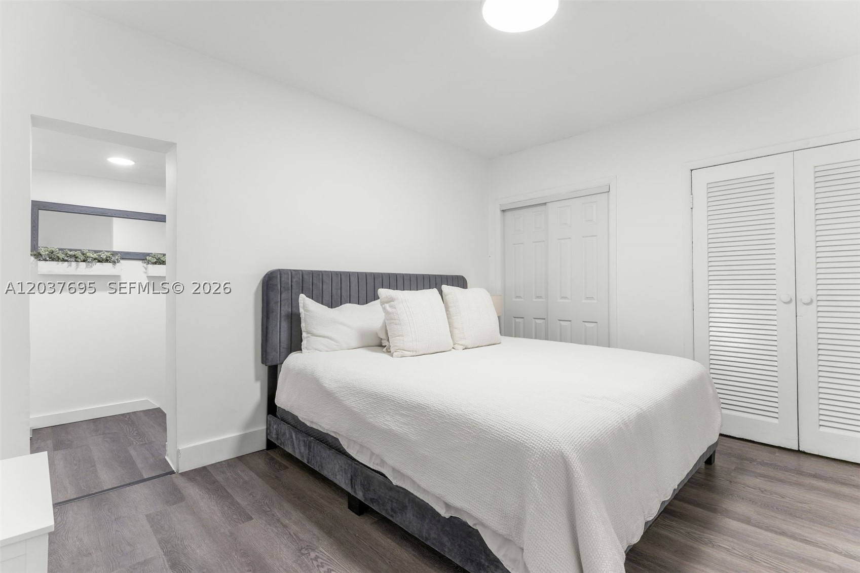 8220 Hawthorne Ave Miami Beach, FL 33141