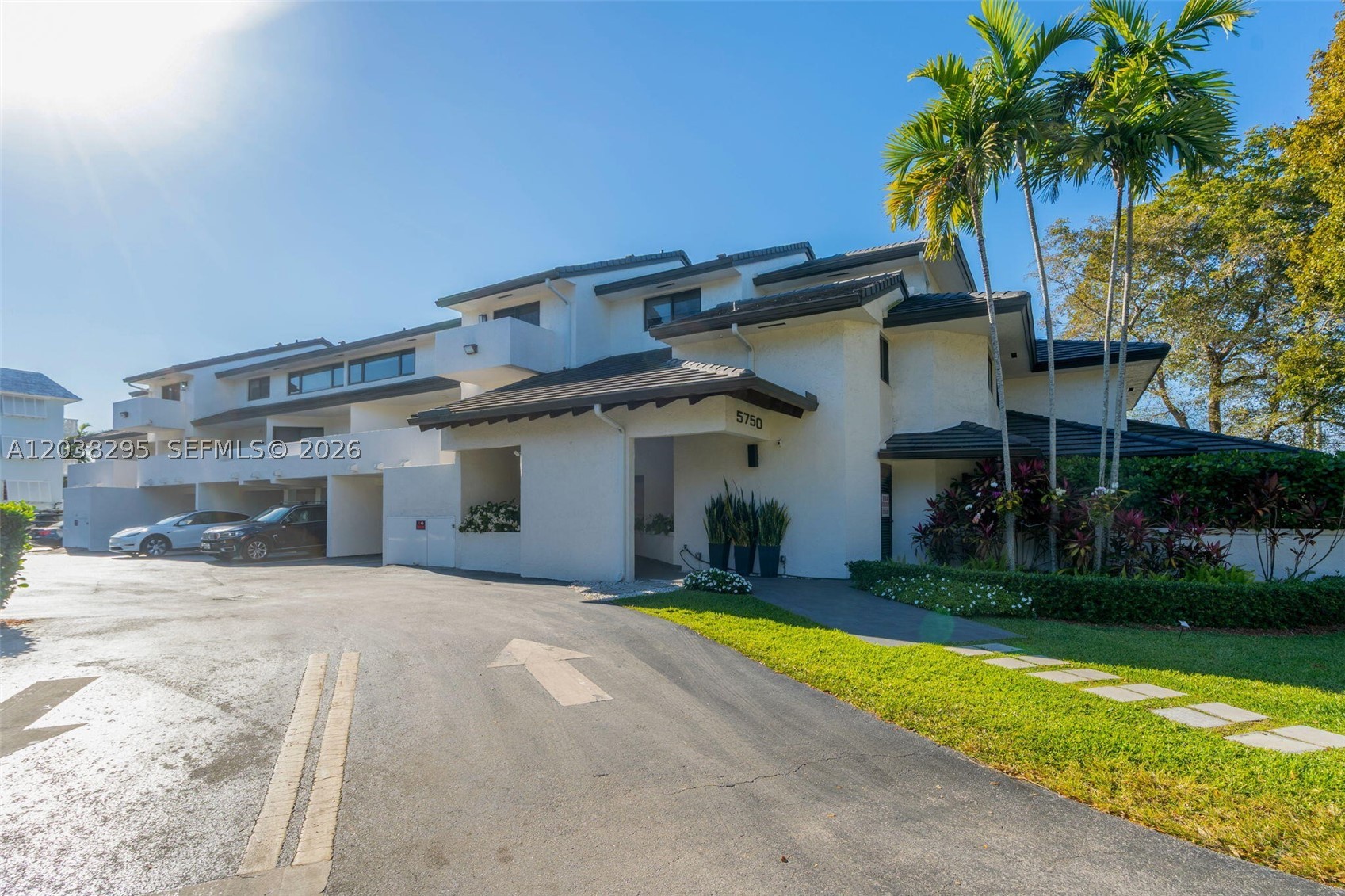 5750 Turin St #206 Coral Gables, FL 33146