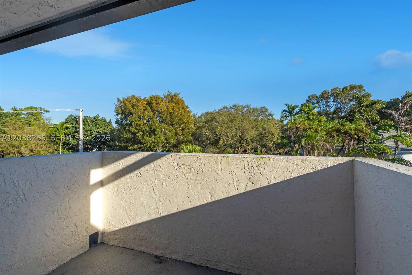 5750 Turin St #206 Coral Gables, FL 33146