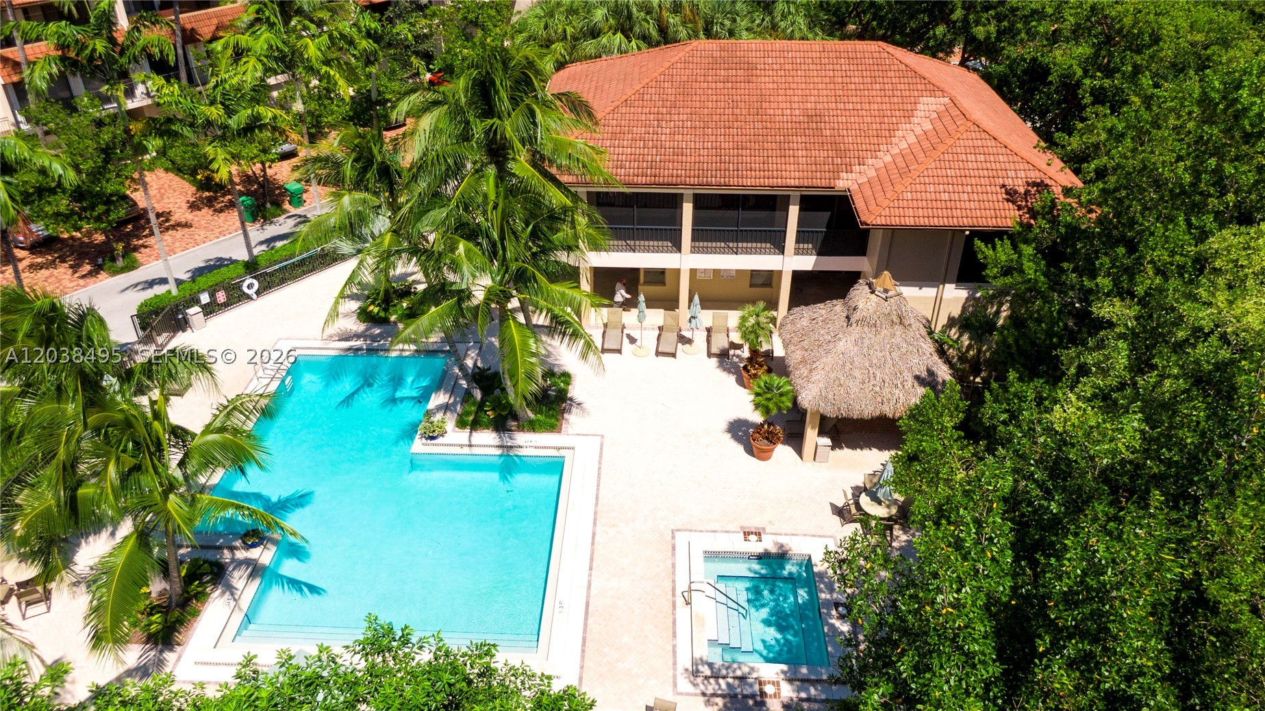 6232 Paradise Pt Dr Palmetto Bay, FL 33157