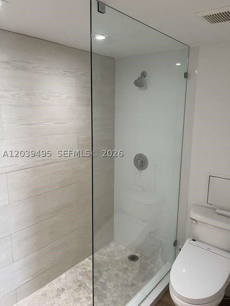 image Arlen House East17