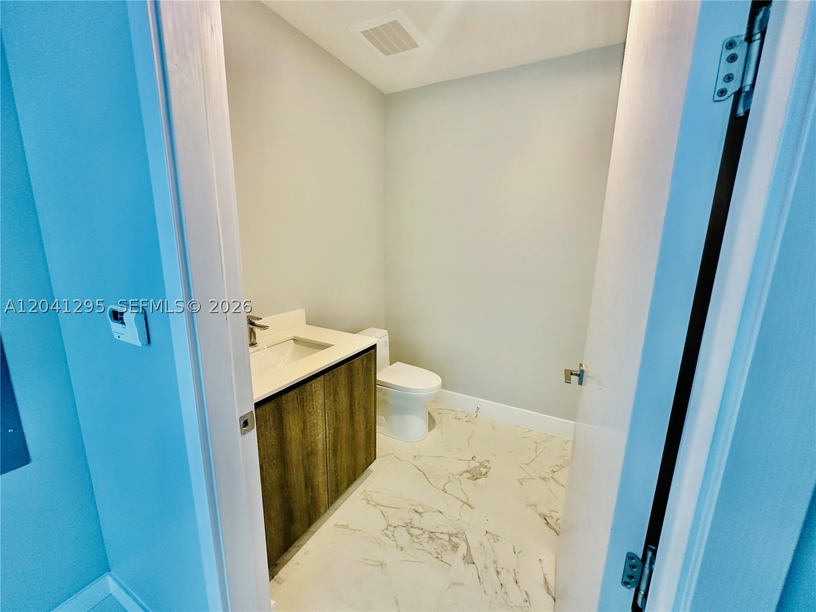 17550 Collins Ave #803 Sunny Isles Beach, FL 33160