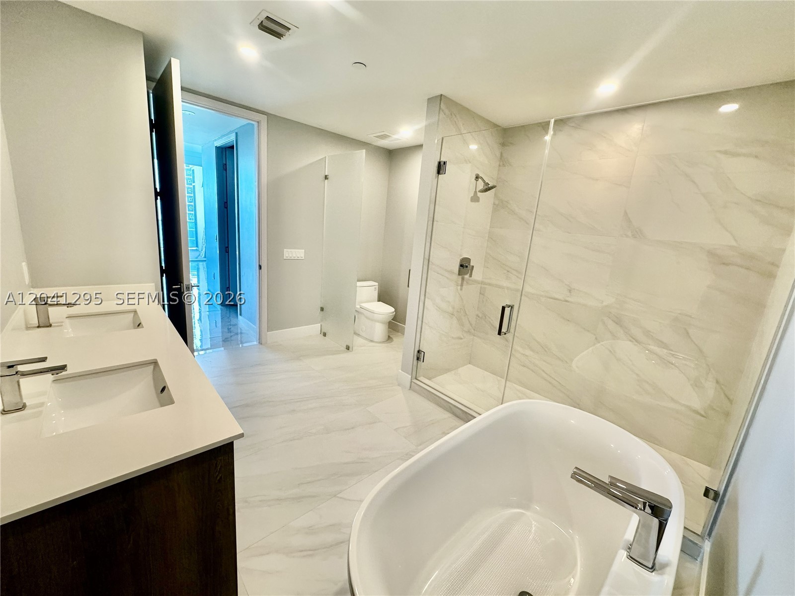 17550 Collins Ave #803 Sunny Isles Beach, FL 33160