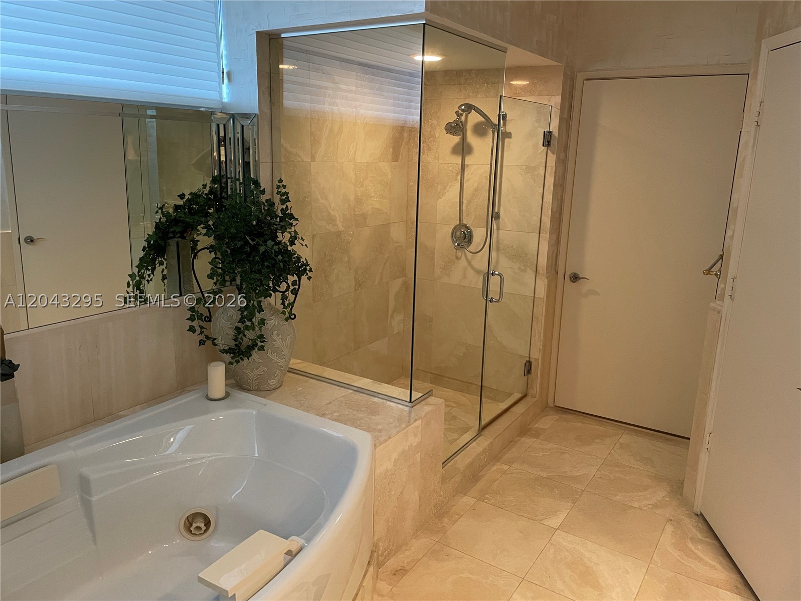 17555 Collins Ave #1906 Sunny Isles Beach, FL 33160
