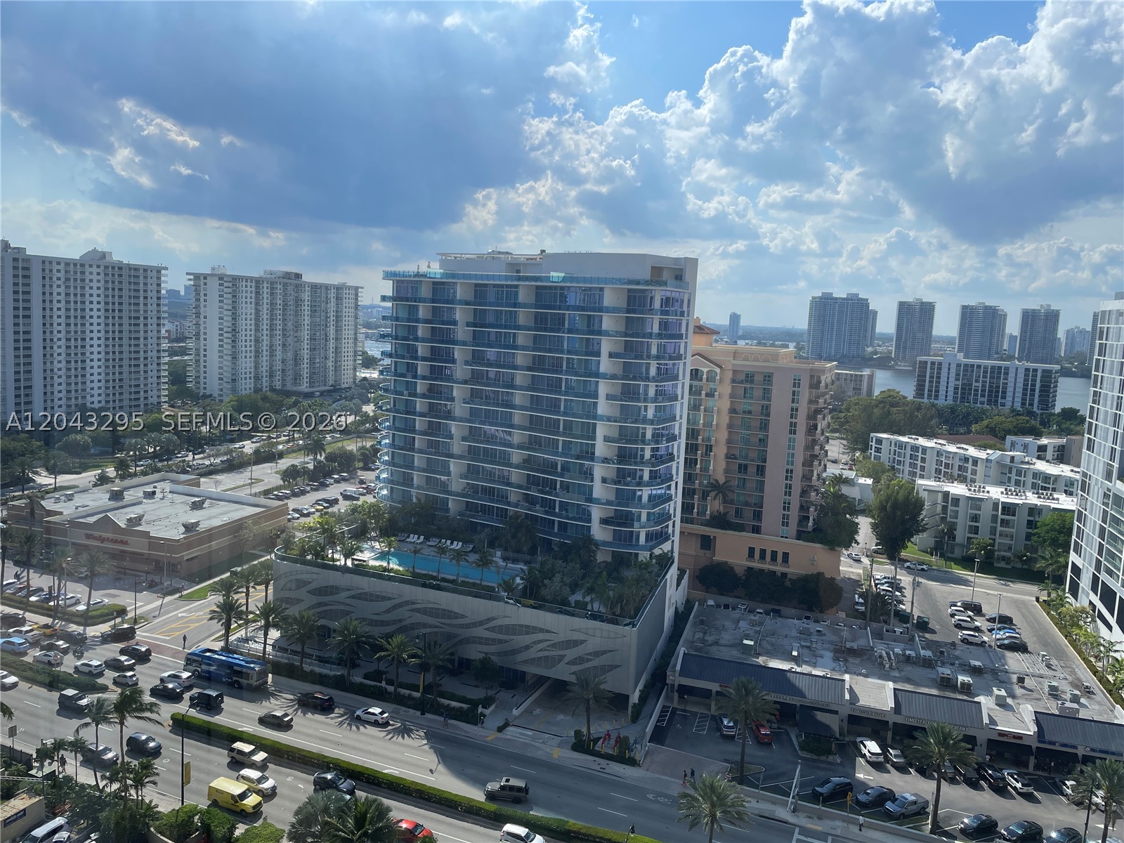 17555 Collins Ave #1906 Sunny Isles Beach, FL 33160