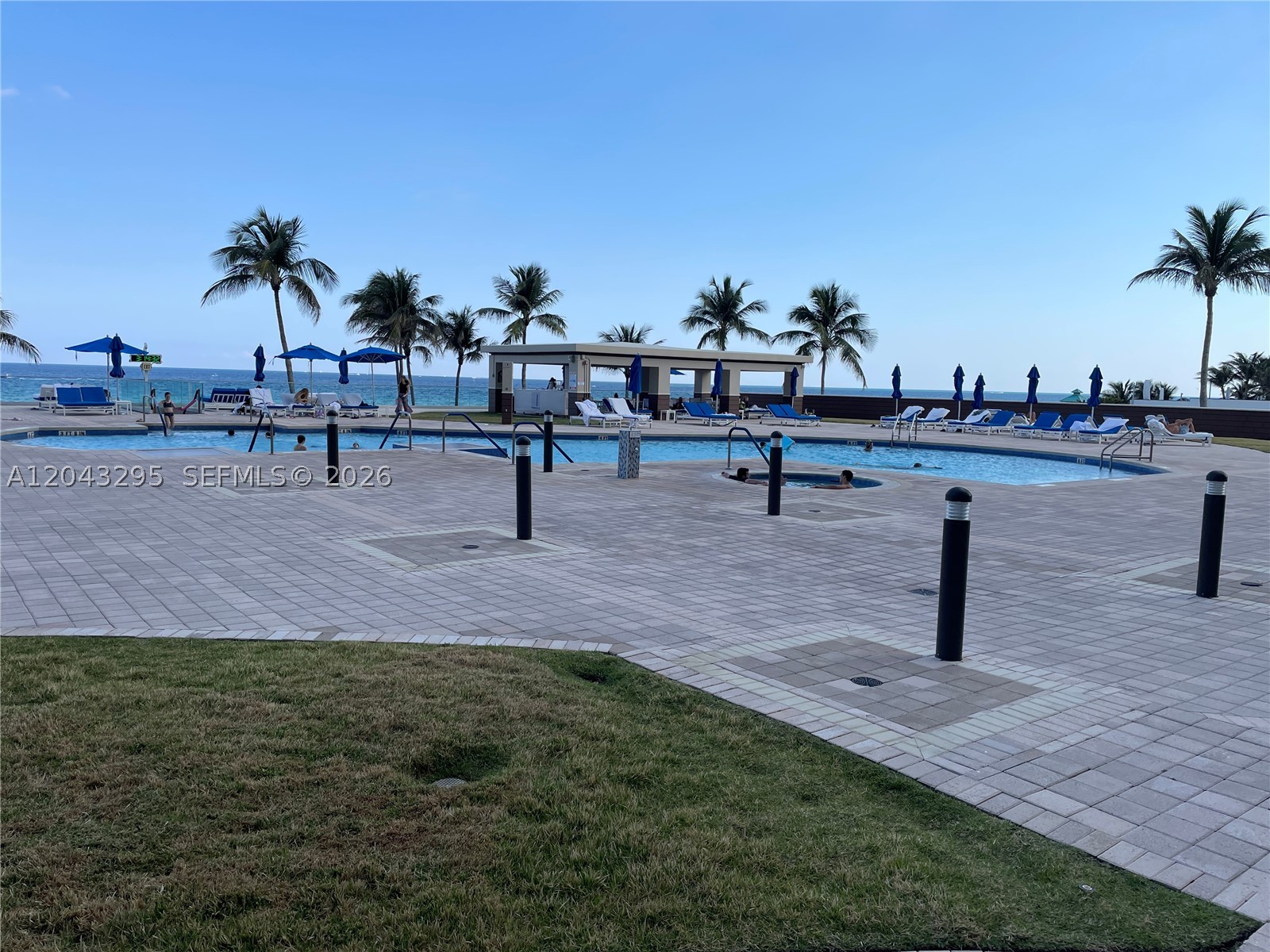 17555 Collins Ave #1906 Sunny Isles Beach, FL 33160
