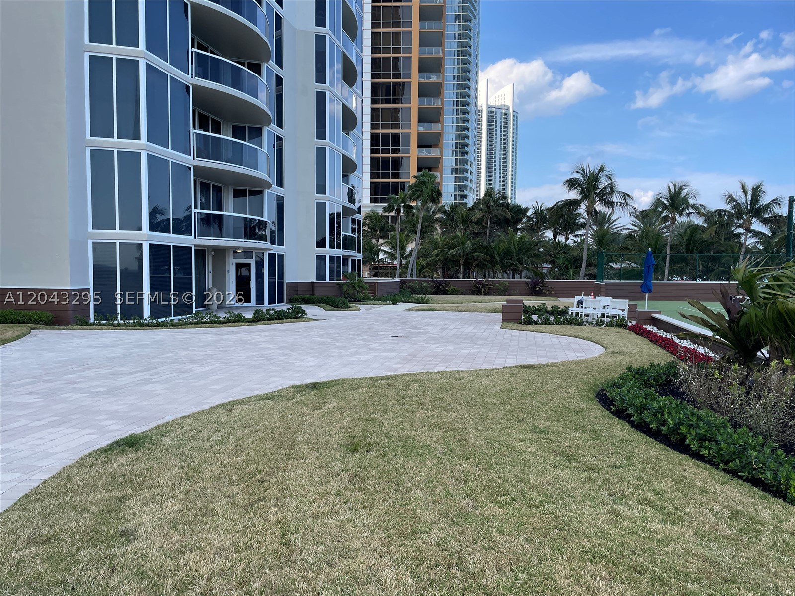 17555 Collins Ave #1906 Sunny Isles Beach, FL 33160