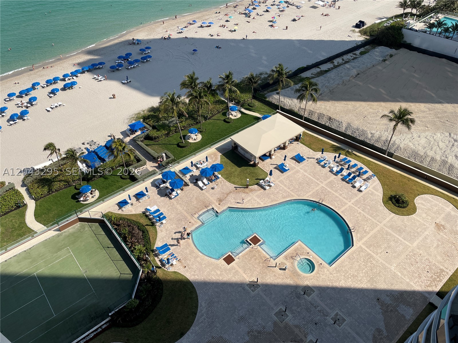 17555 Collins Ave #1906 Sunny Isles Beach, FL 33160