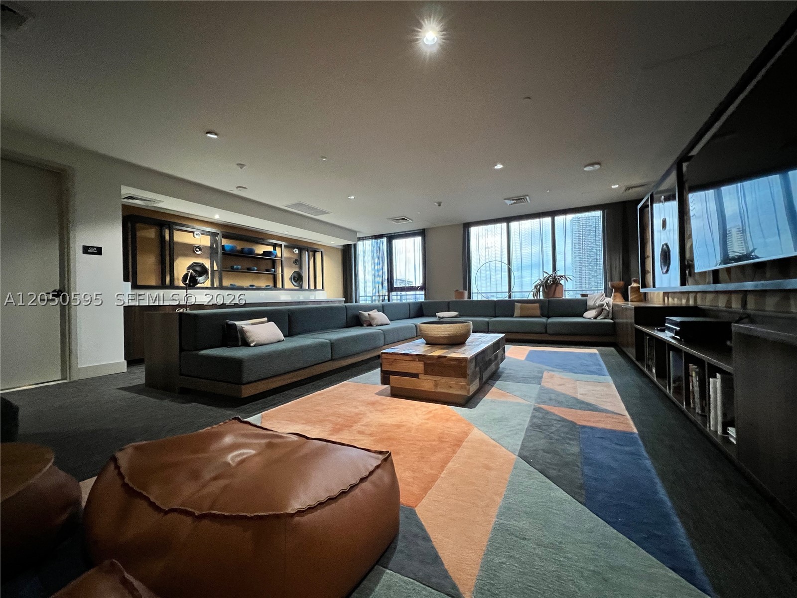 image Hyde Midtown26