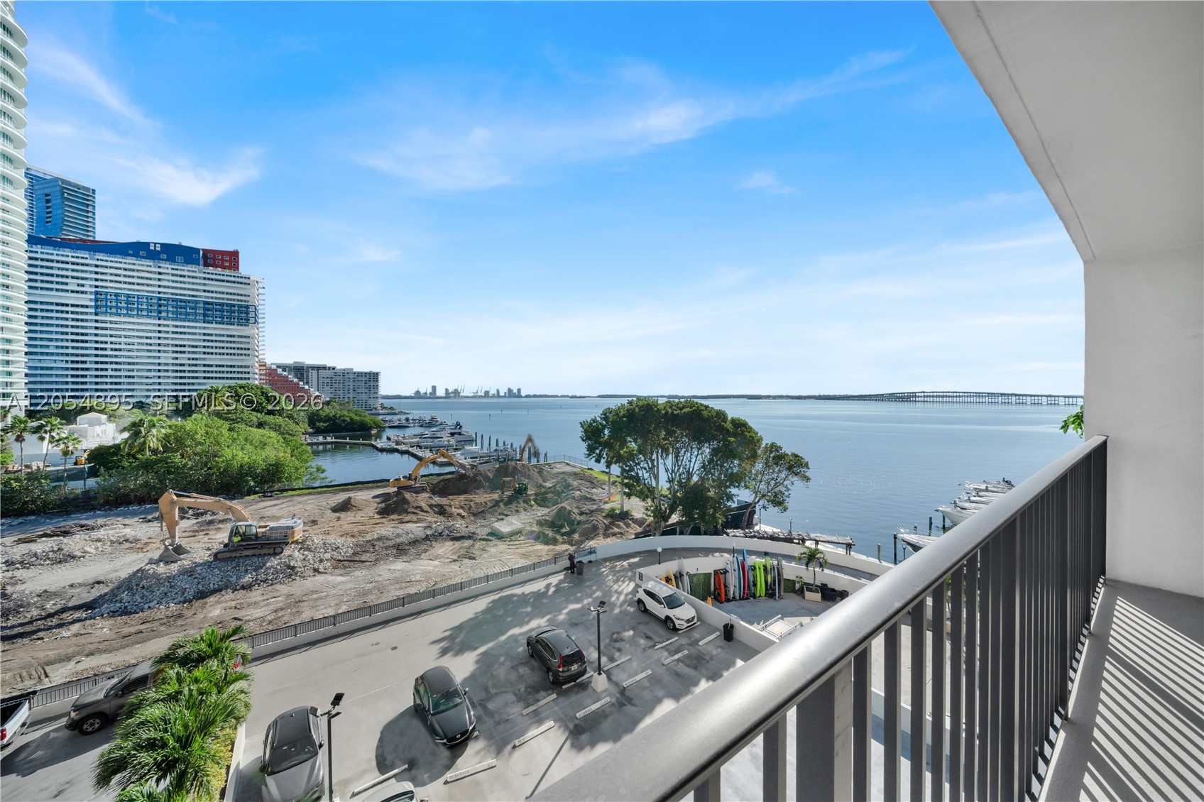 image Brickell Place I18