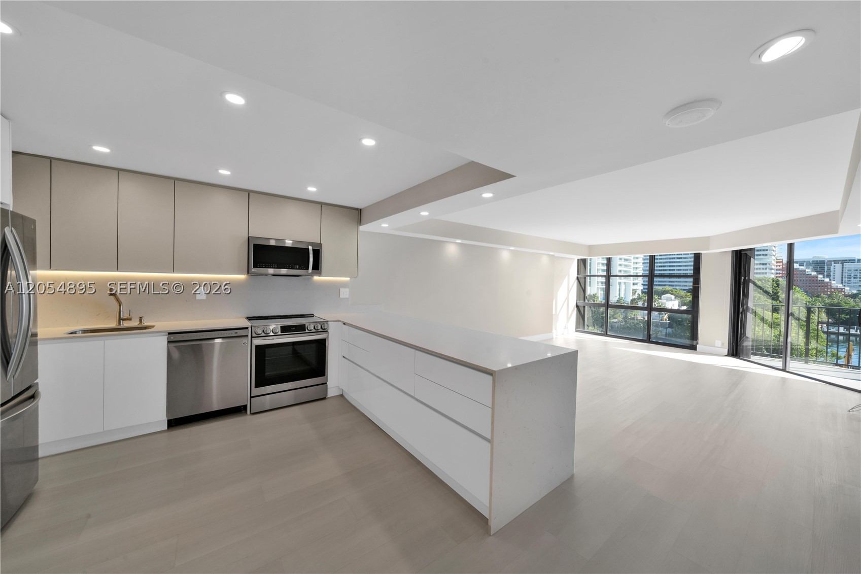 image Brickell Place I1