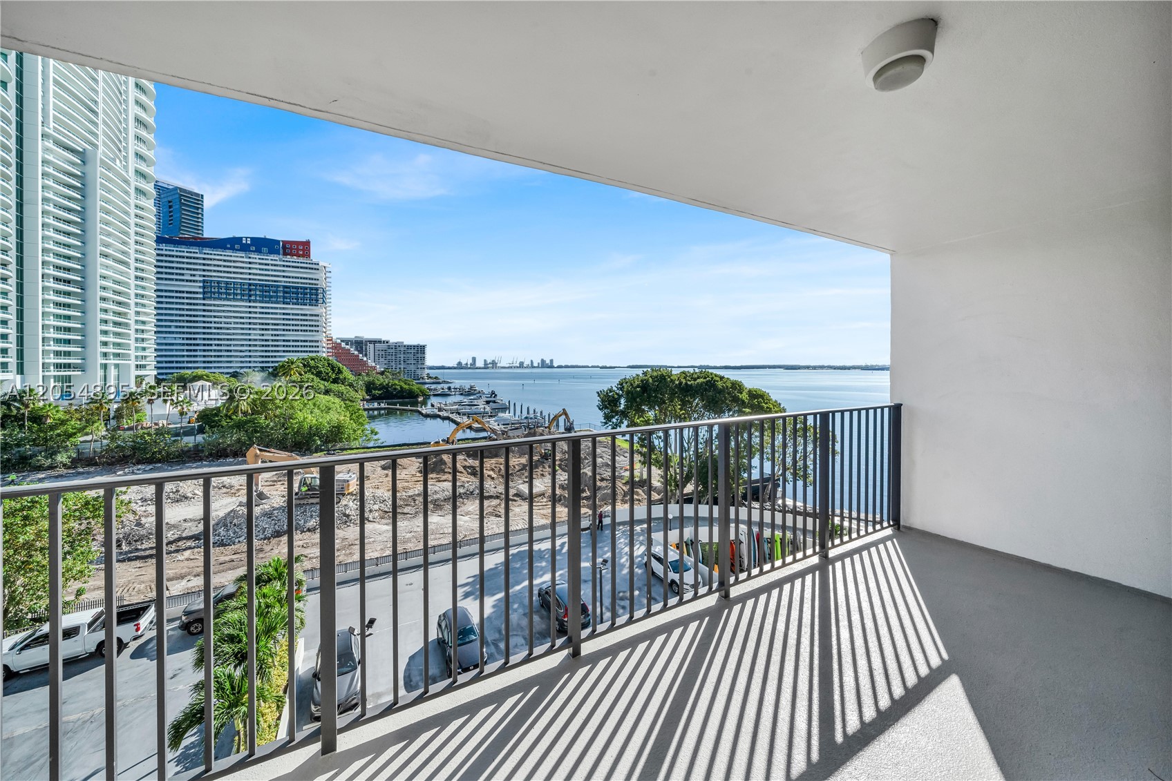 image Brickell Place I19
