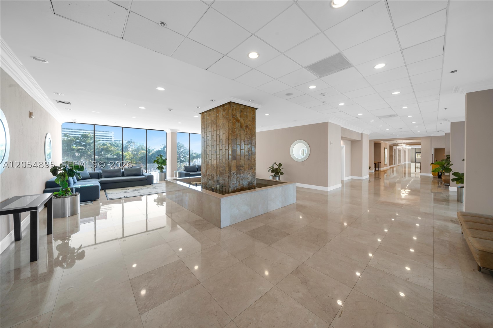 image Brickell Place I25
