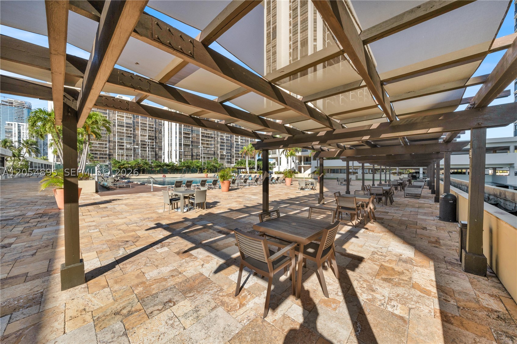 image Brickell Place I29