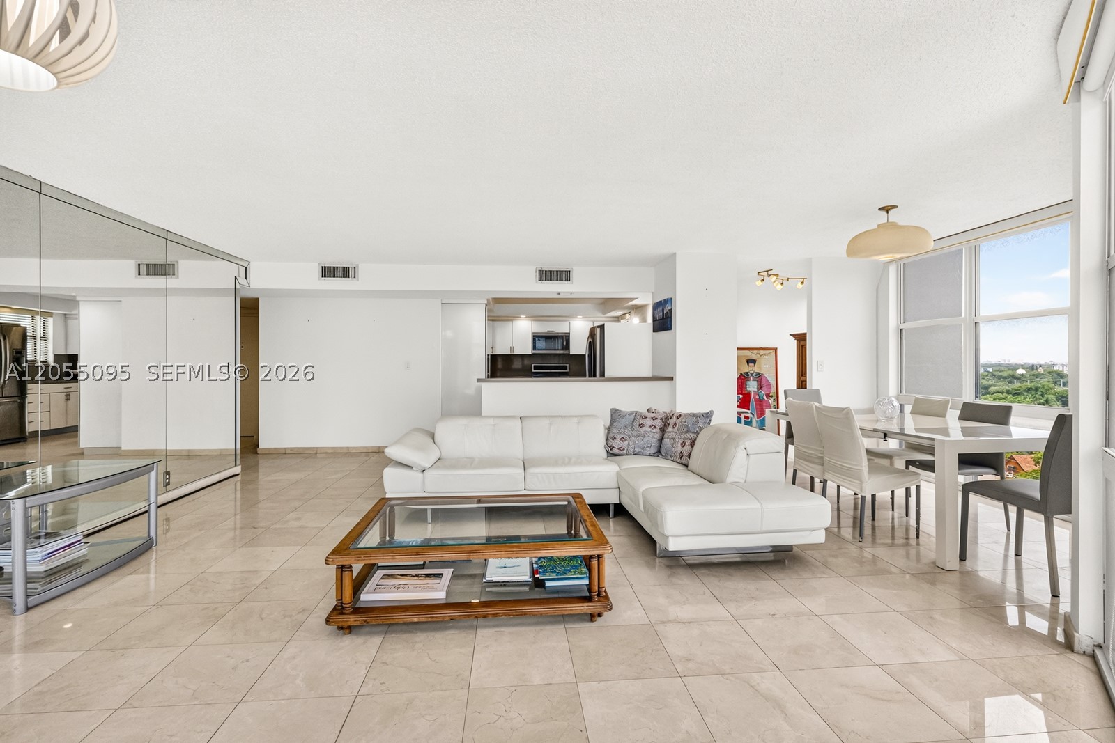 image Brickell Place II4