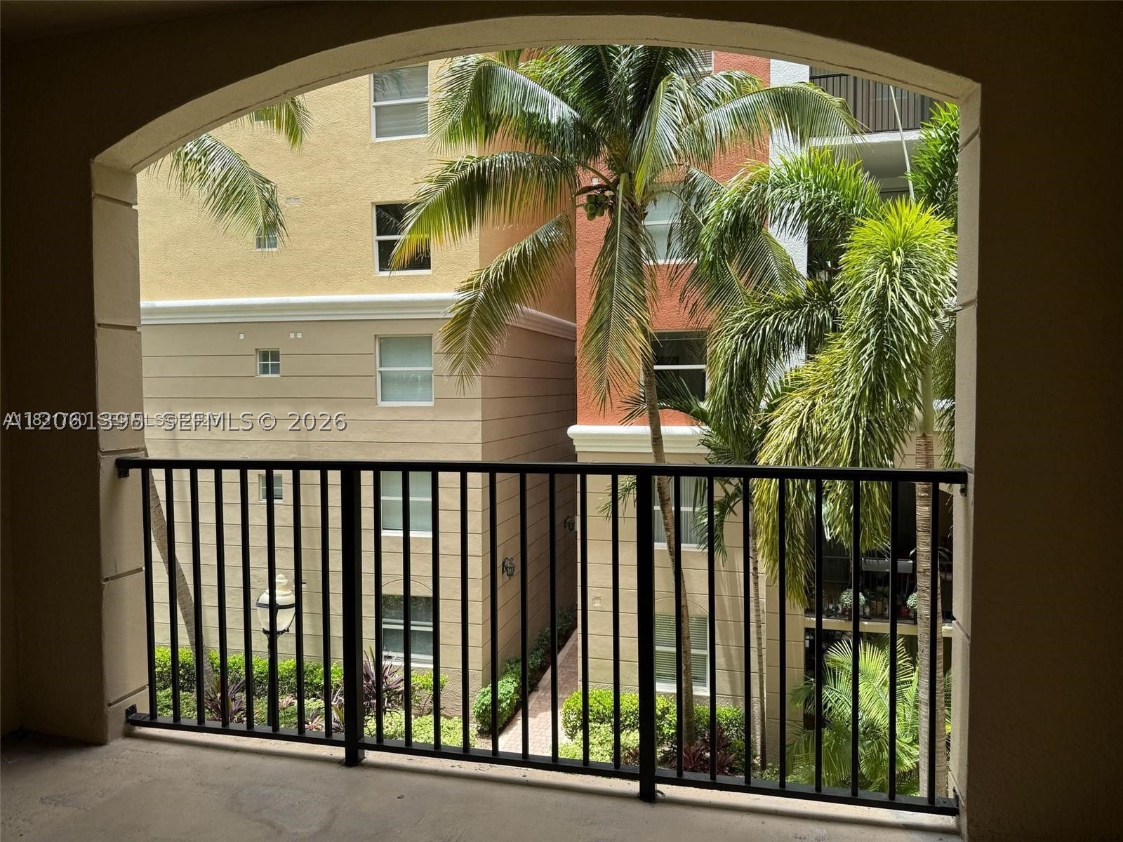 image Porto Bellagio Condo38