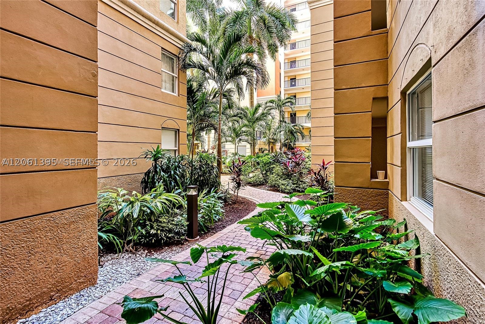 image Porto Bellagio Condo8