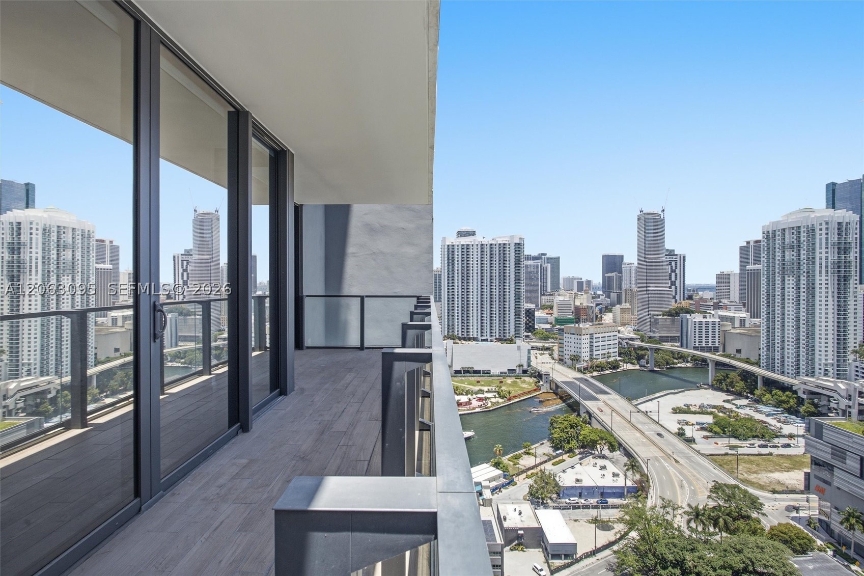 image Rise Brickell City Centre51
