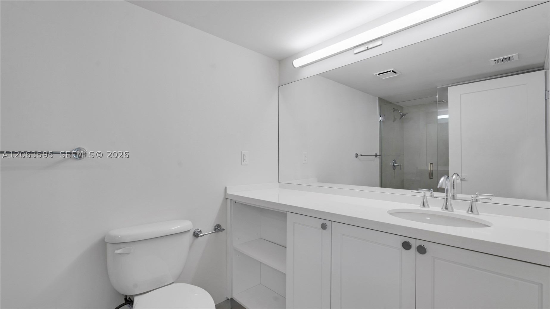 555 NE 34th St #1801 Miami, FL 33137