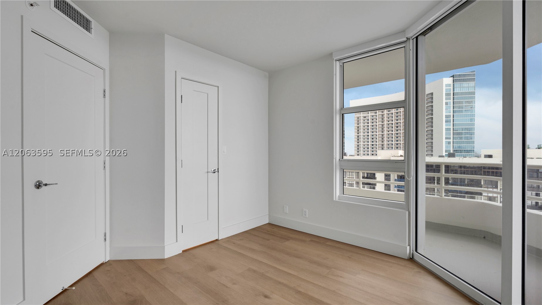 555 NE 34th St #1801 Miami, FL 33137
