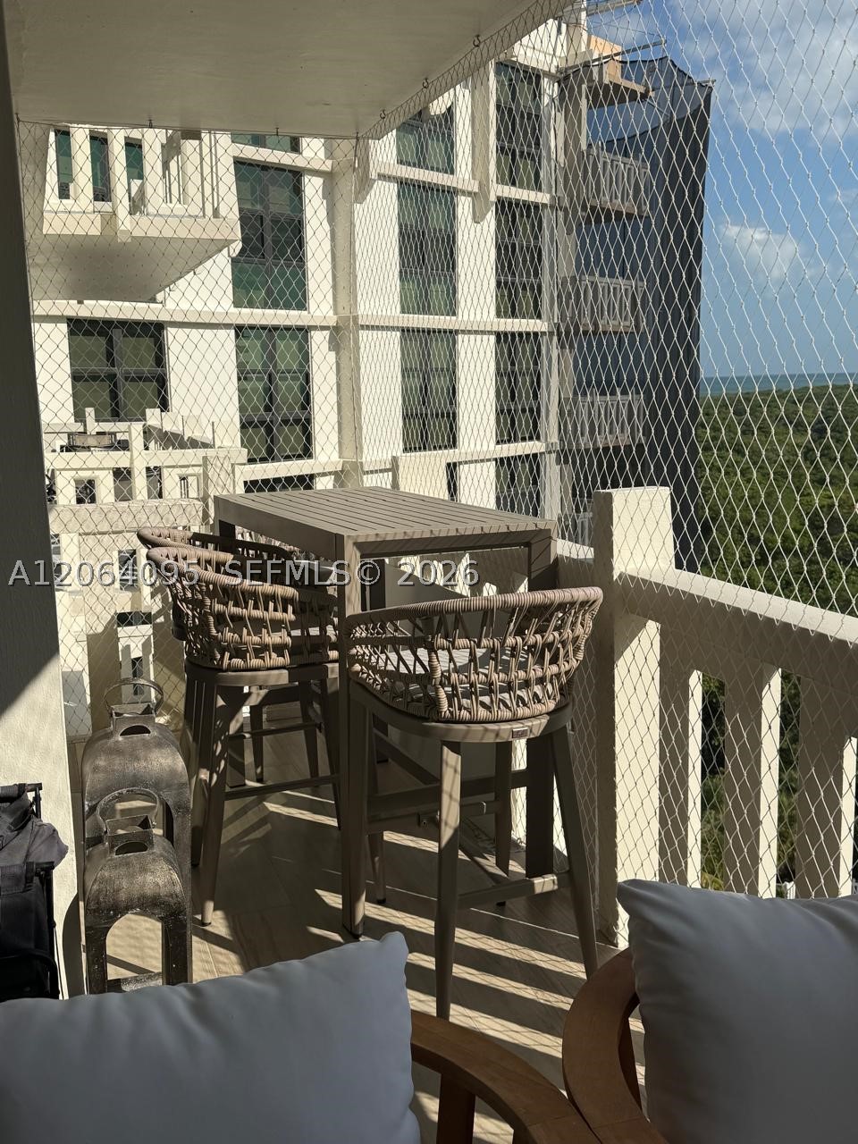 image Towers of Key Biscayne6