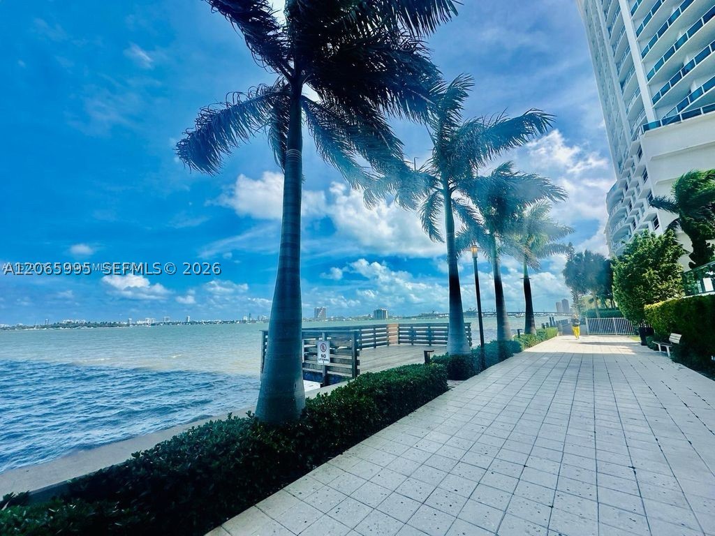 image 23 Biscayne Bay22