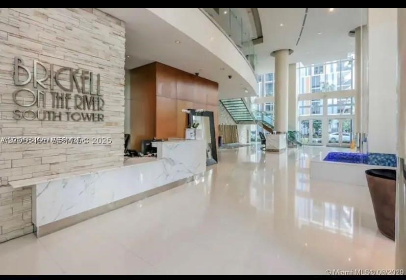 image Brickell on the River South11