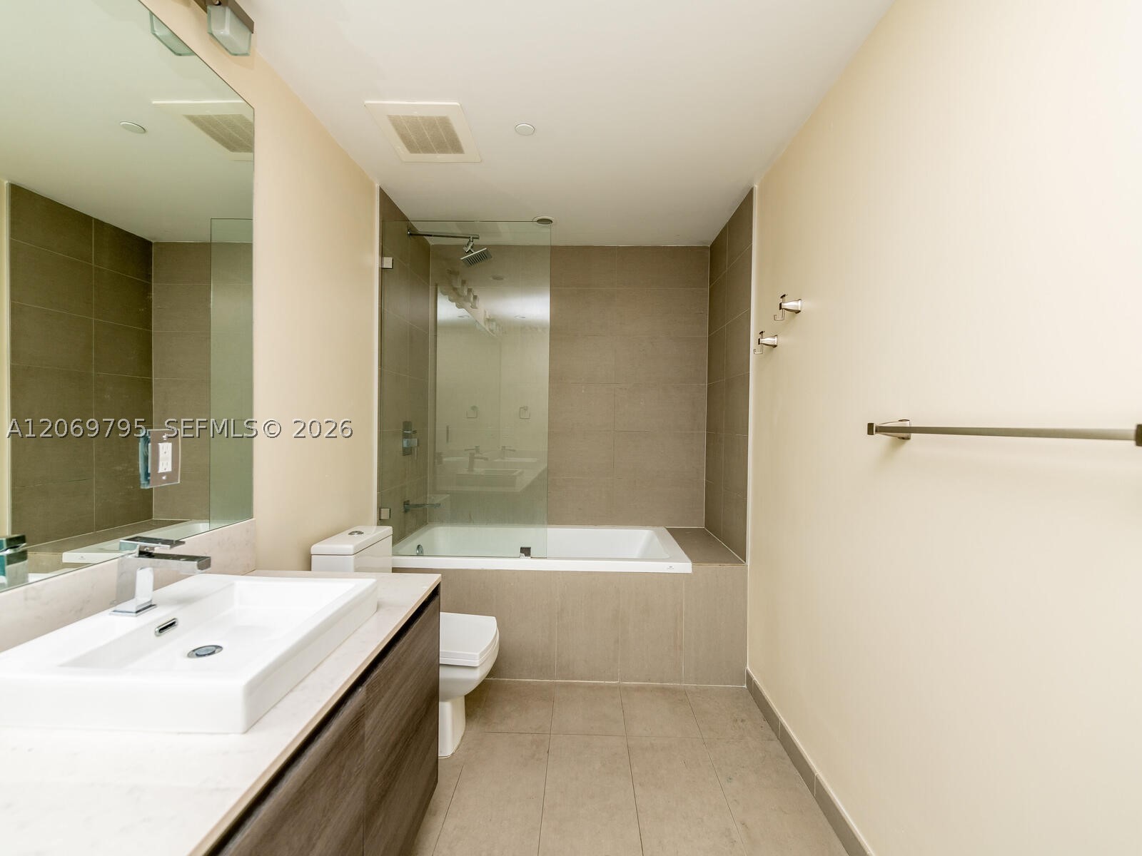 image The Bond on Brickell27