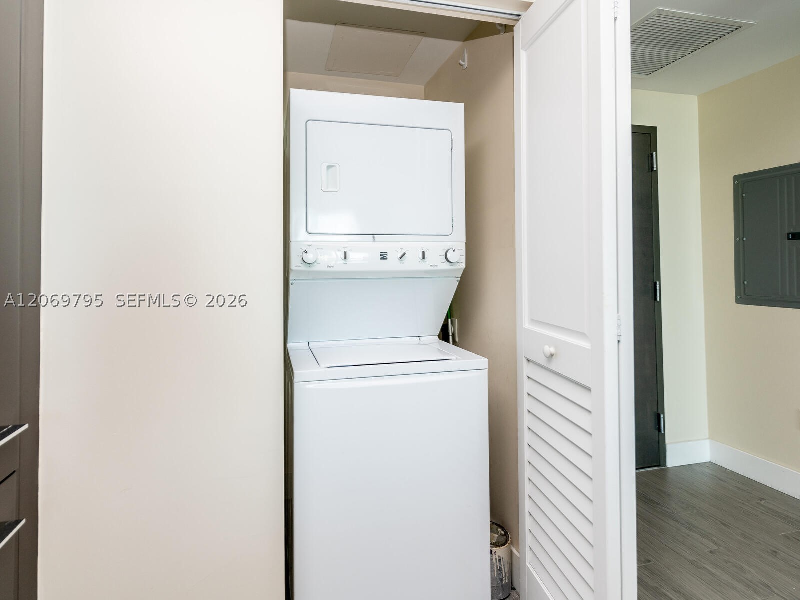 image The Bond on Brickell60