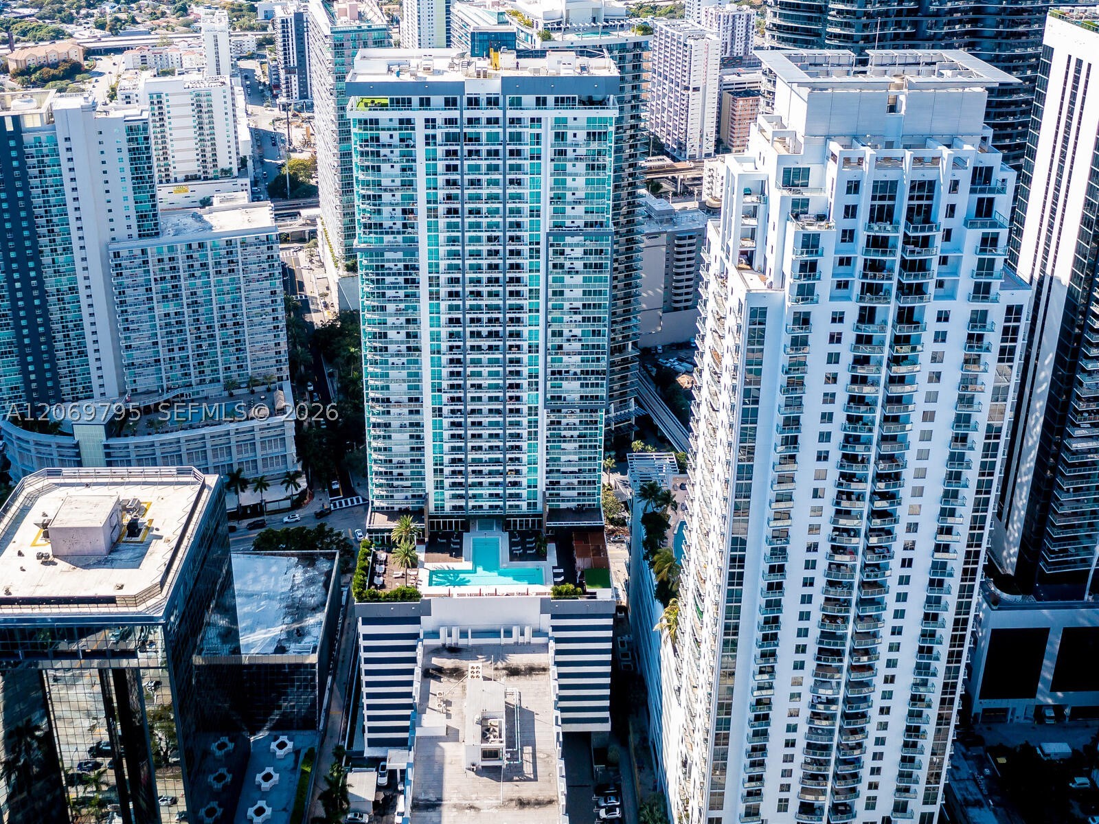 image The Bond on Brickell87