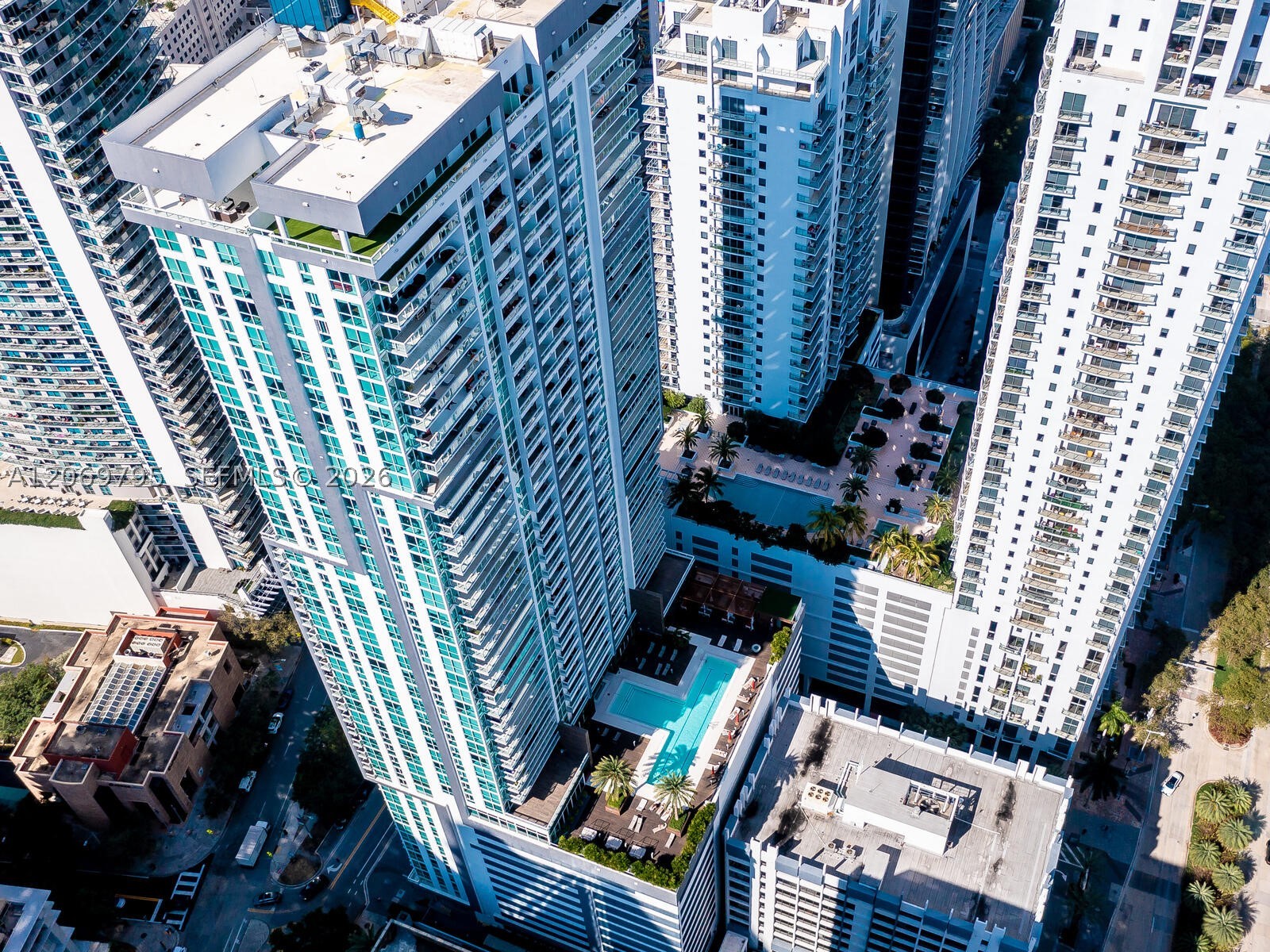 image The Bond on Brickell89