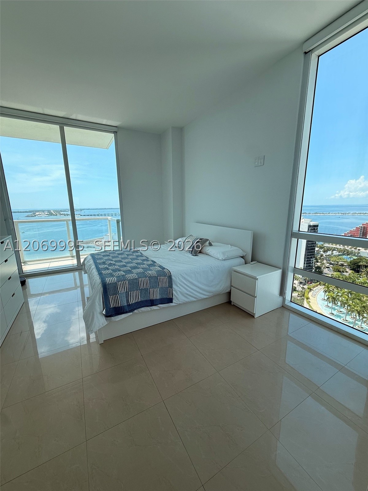 image Emerald at Brickell6