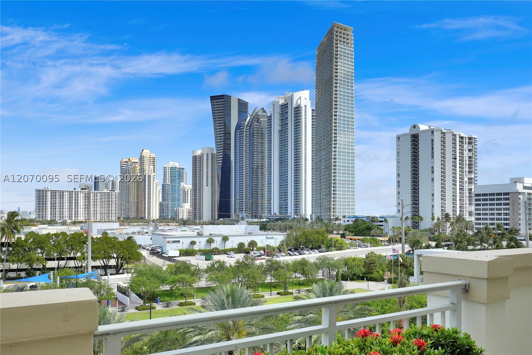 image St Tropez Sunny Isles20