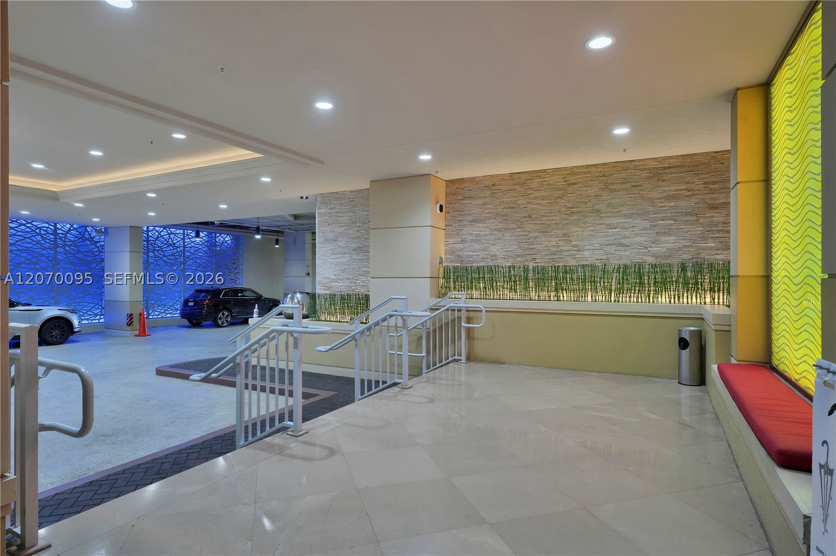 image St Tropez Sunny Isles21