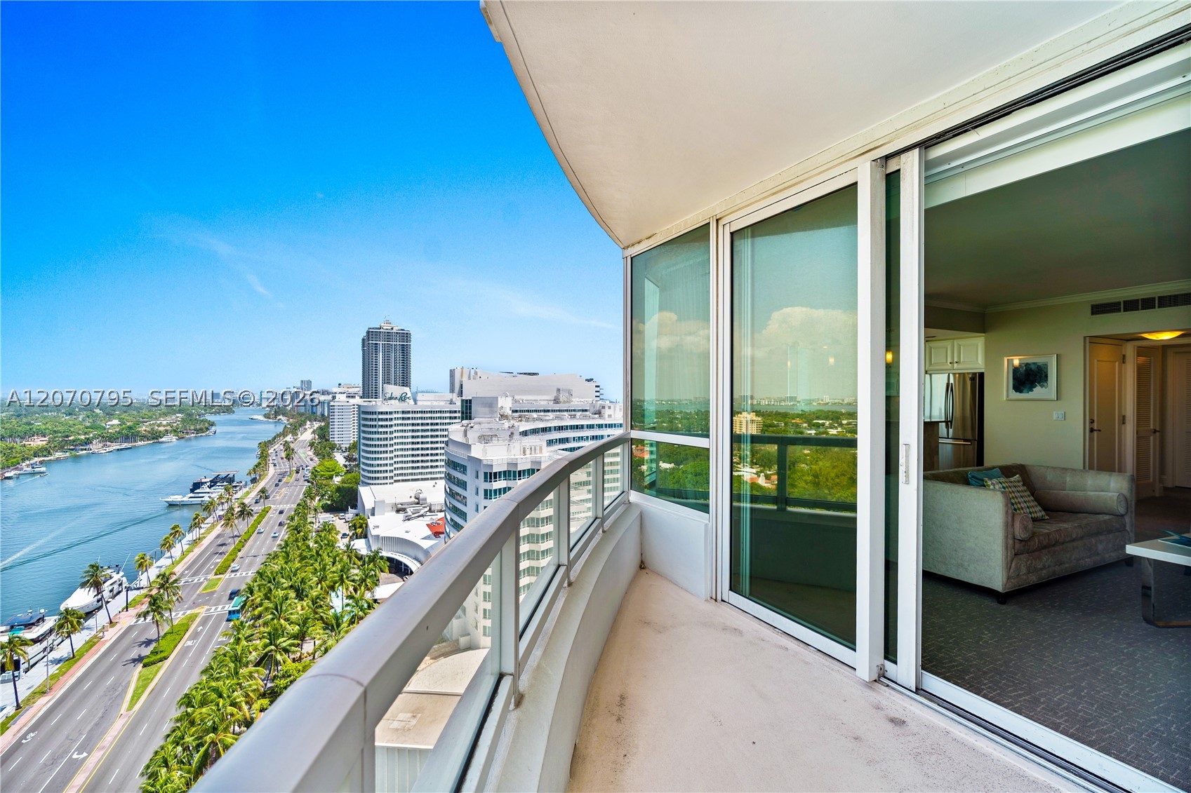4401 Collins Ave #1915/1917 Miami Beach, FL 33140