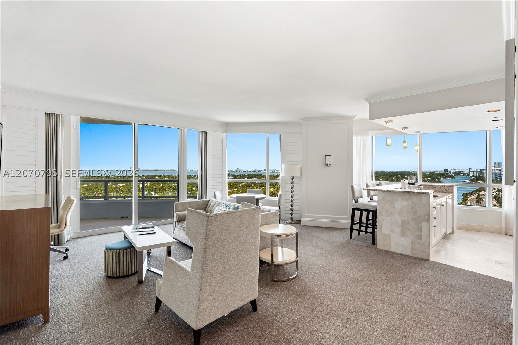 4401 Collins Ave #1915/1917 Miami Beach, FL 33140