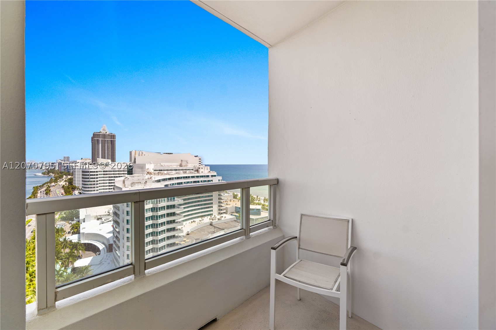 4401 Collins Ave #1915/1917 Miami Beach, FL 33140