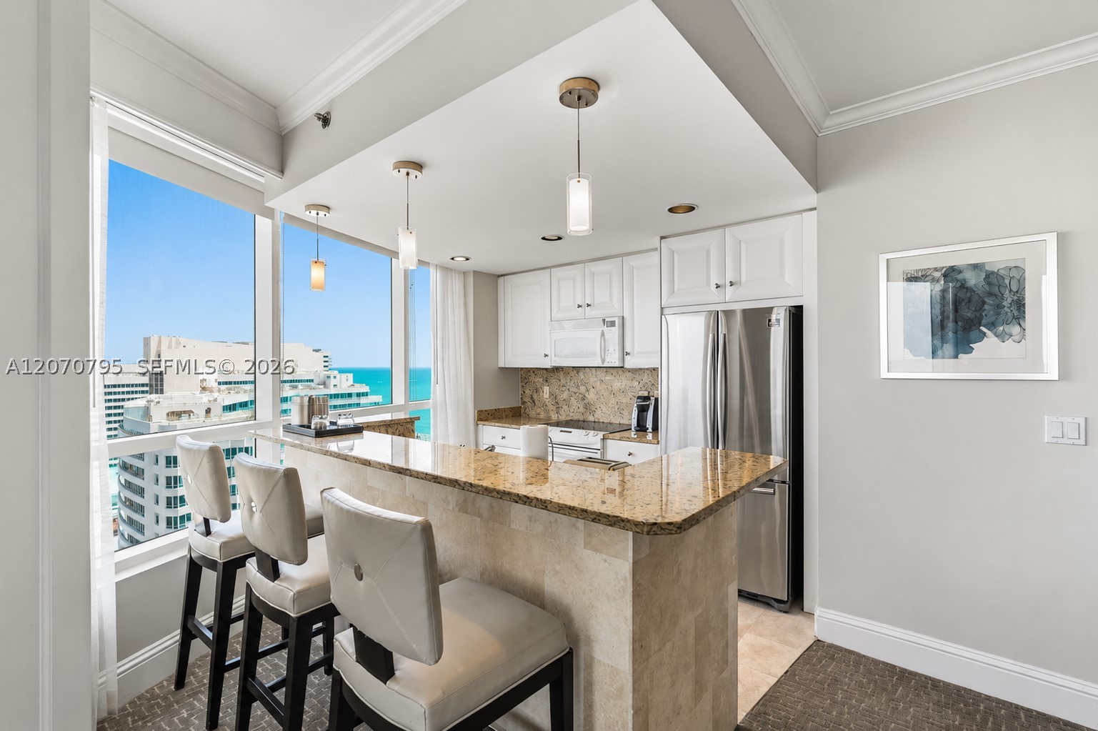 4401 Collins Ave #1915/1917 Miami Beach, FL 33140