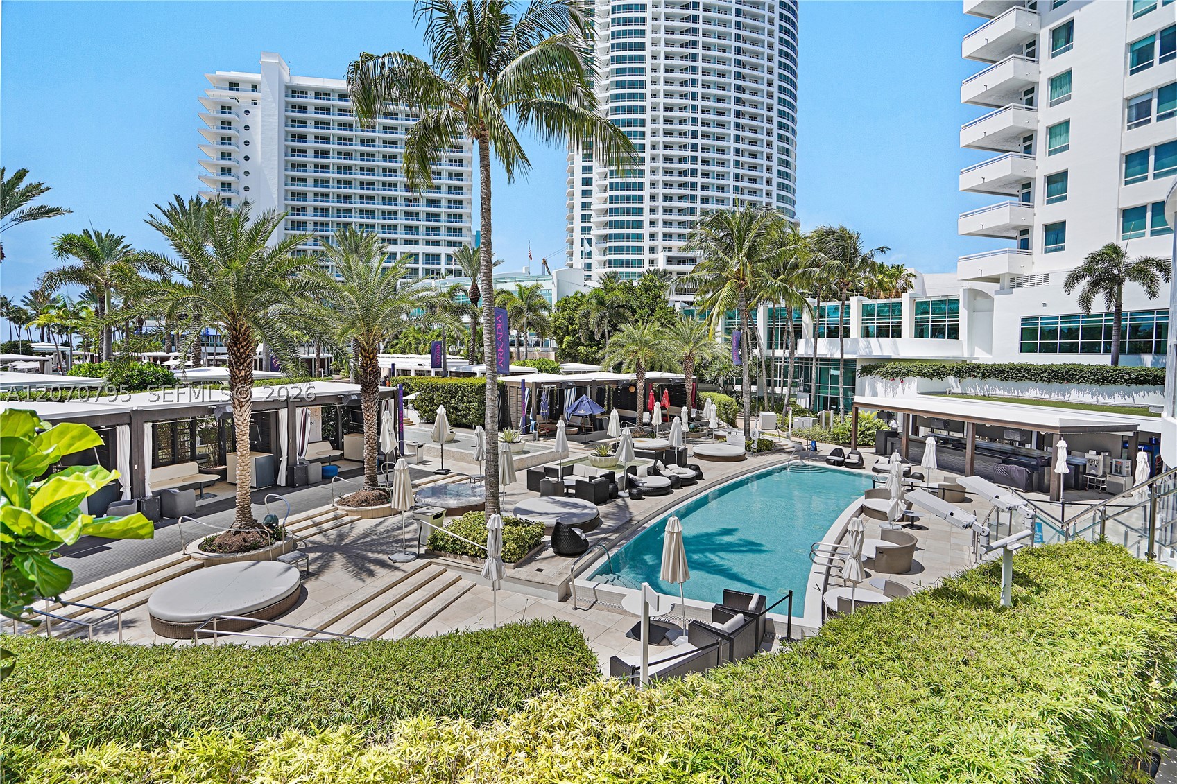 4401 Collins Ave #1915/1917 Miami Beach, FL 33140