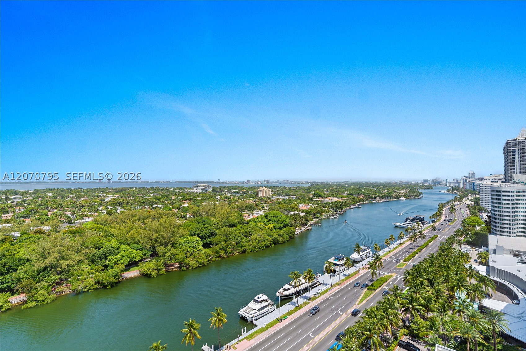 4401 Collins Ave #1915/1917 Miami Beach, FL 33140