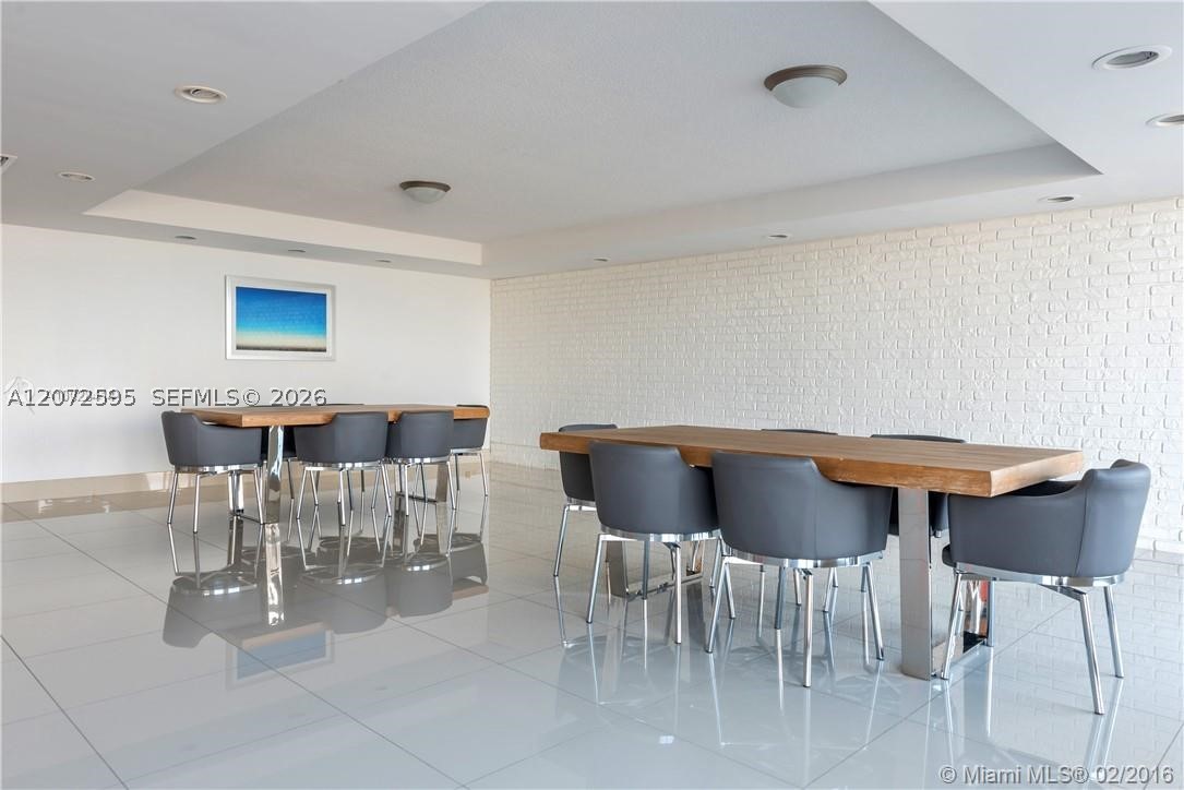 345 Ocean Dr #408 Miami Beach, FL 33139