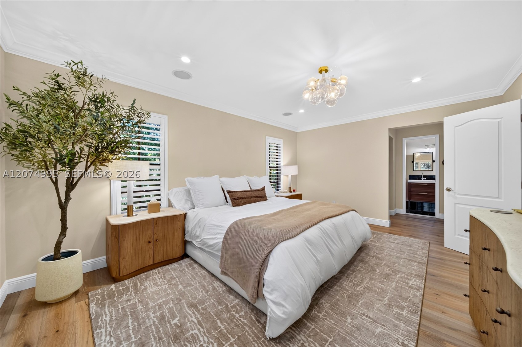 1043 Alfonso Ave Coral Gables, FL 33146