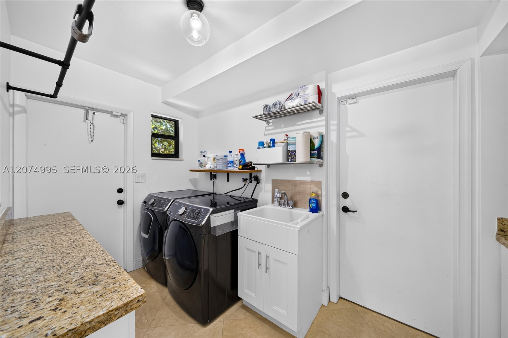 1043 Alfonso Ave Coral Gables, FL 33146