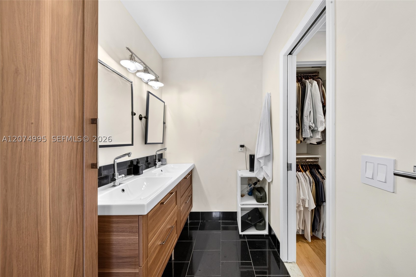 1043 Alfonso Ave Coral Gables, FL 33146