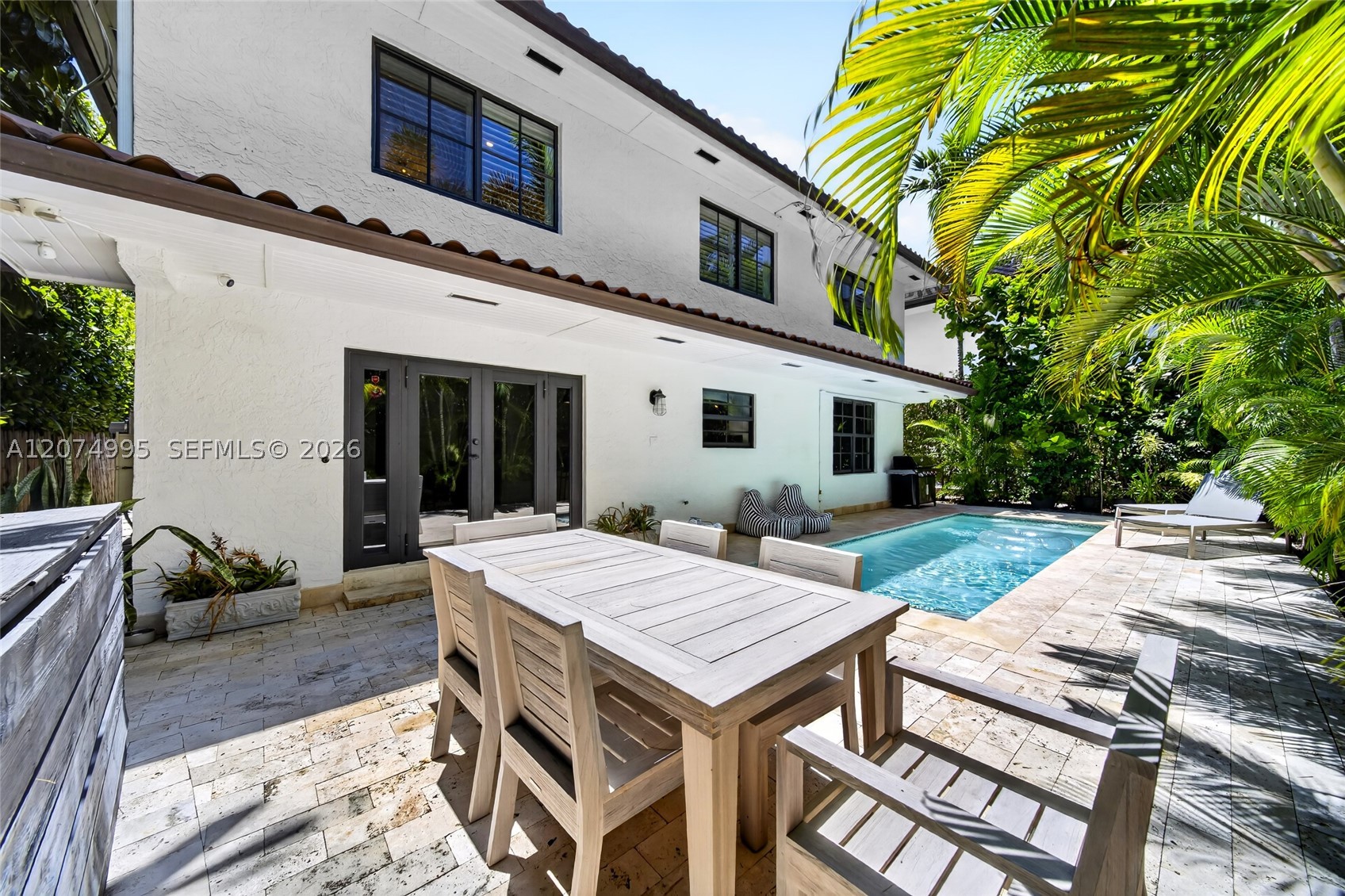 1043 Alfonso Ave Coral Gables, FL 33146