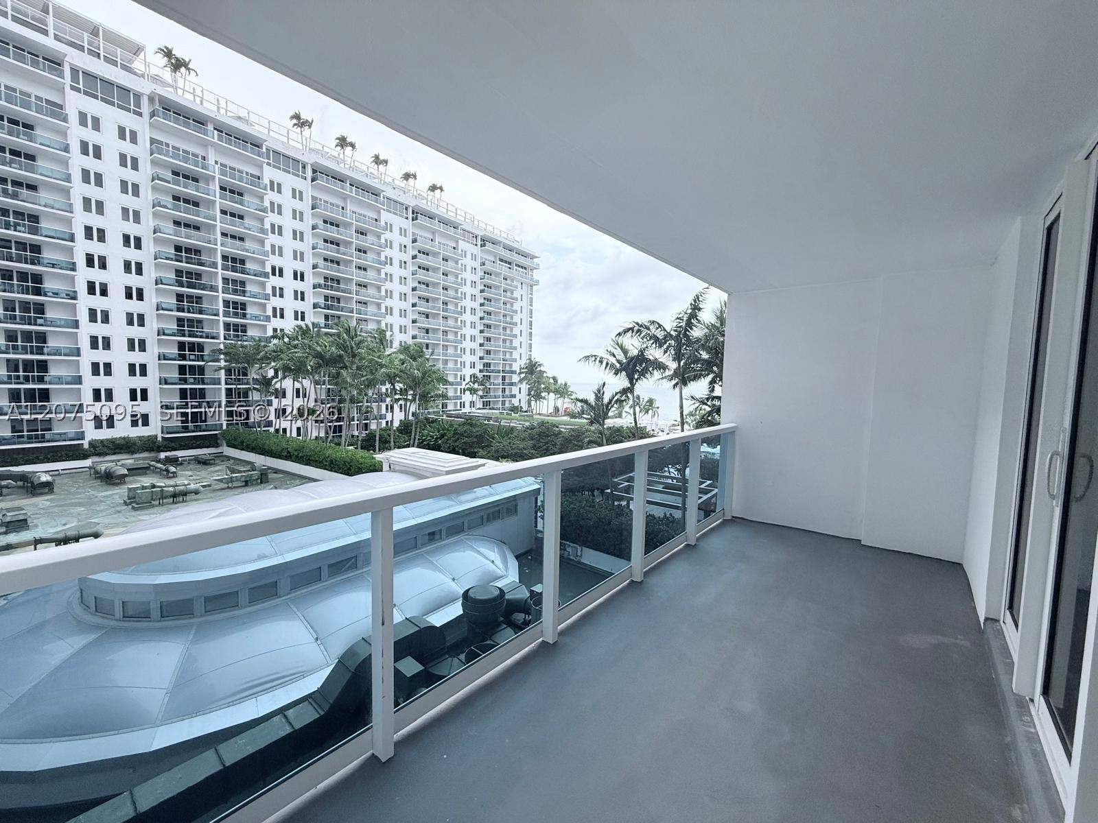 image Roney Palace25